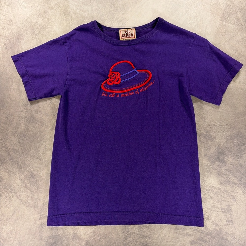 Vintage Top Stitch T Shirt Womens Petite Small Purple‎ Excellent Embroidered Hat